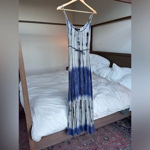 Wendy Bellisima maxi dress size M